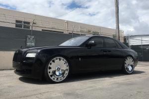 2018 Rolls-Royce Ghost on Forgiato Wheels (Enzo-M)
